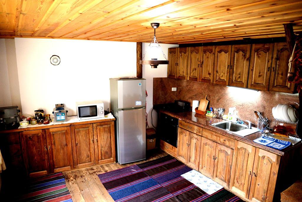 Guest House Pri Malkiya Leshten Esterno foto